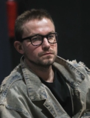 Александр Петров обратился к покойному актеру Роману Попову Александр Петров обратился к покойному актеру Роману Попову