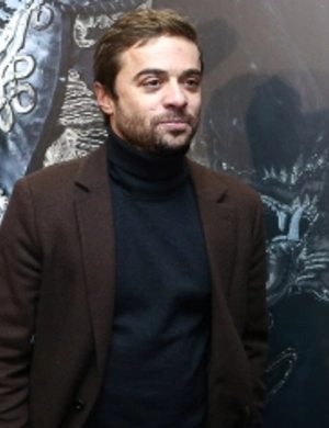 Илья Глинников стал отцом: появилось первое фото актера с ребенком