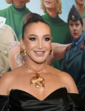 Ольга Бузова дала неожиданный совет на декабрь: «Не стесняюсь и ною» Ольга Бузова дала неожиданный совет на декабрь: «Не стесняюсь и ною»