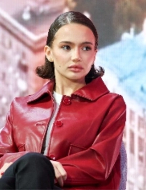 Валя Карнавал поделилась воспоминаниями о работе официанткой