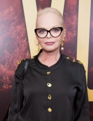 Суд постановил  оставить спорную квартиру Долиной Полине Лурье