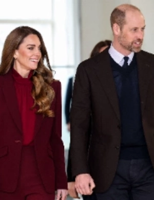 Принц Уильям и Кейт Миддлтон прибыли в Шотландию: разбор образов королевской семьи