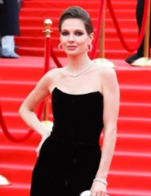 Наталья Бардо объяснила свое «беременное» видео