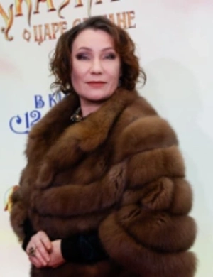 Ольга Тумайкина назвала чтение сказок необходимой частью воспитания ребенка