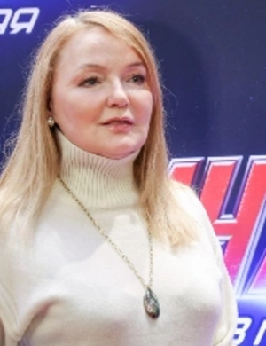 Лариса Вербицкая показала редкое фото со взрослым сыном-юристом