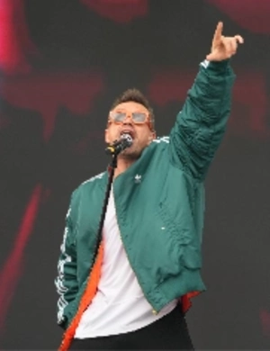 Участники «Дискотеки Авария» рассказали историю создания хита «Новогодняя» Участники «Дискотеки Авария» рассказали историю создания хита «Новогодняя»