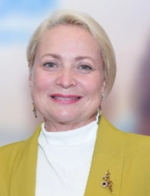 Преобразившаяся Светлана Пермякова опубликовала фотографии без макияжа: «Живая настоящая»