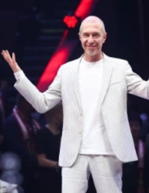 Музыкальный критик Соседов призвал вернуть на эстраду песни о матерях