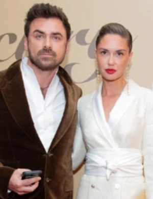 Агата Муцениеце в третий раз стала мамой