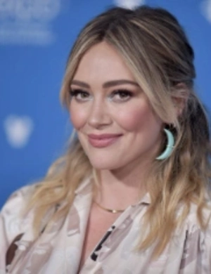 «Luck…or Something»: Хилари Дафф вернулась с первым за 10 лет альбомом — рейтинг песен от Billboard