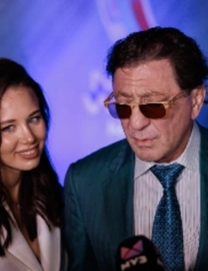 Невеста Лепса намекнула на планы стать мамой в контексте предстоящей свадьбы