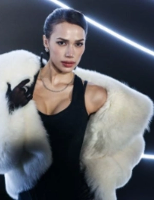 Алина Загитова показала тренировку по боксу: «Полностью отключаюсь от мыслей и кайфую» Алина Загитова показала тренировку по боксу: «Полностью отключаюсь от мыслей и кайфую»