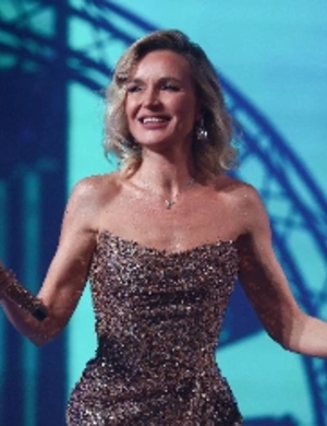 Полина Гагарина поздравила дочь Мию с 9-летием