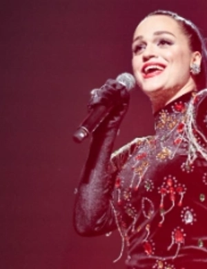 Певица Слава получила травму ноги после падения на сцене Певица Слава получила травму ноги после падения на сцене