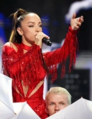 Мари Краймбрери посвятила трогательное видео Даве Мари Краймбрери посвятила трогательное видео Даве