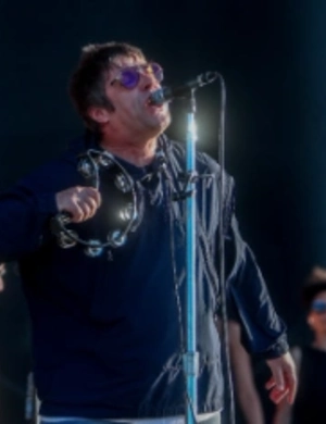 На фоне завершения тура группы Oasis появились слухи о выпуске альбома их хитов