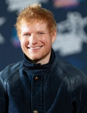 Без телефона, но с гитарой: как Эд Ширан отмечает 35-летие