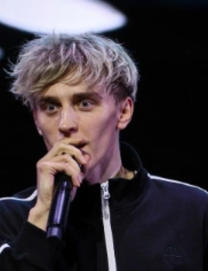 Юлия Годунова подтвердила разрыв с Владом А4