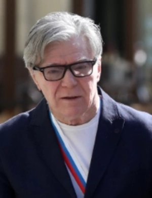 87-летний Александр Збруев вернется на сцену после госпитализации 87-летний Александр Збруев вернется на сцену после госпитализации