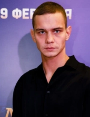 Слава Копейкин из «Слова пацана» рассказал о личном: «В телефоне меня любят, а дома я один» Слава Копейкин из «Слова пацана» рассказал о личном: «В телефоне меня любят, а дома я один»