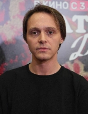 Исхудавшая звезда «Жуков» Вадим Дубровин шокировал фанатов своим видом Исхудавшая звезда «Жуков» Вадим Дубровин шокировал фанатов своим видом