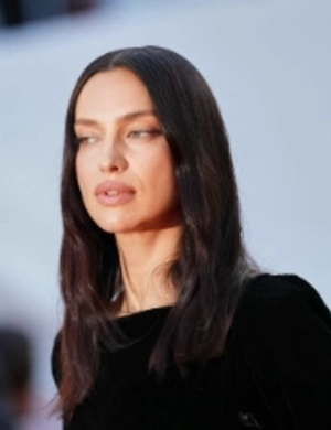 Ирина Шейк станет соведущей фестиваля итальянской песни в Сан-Ремо