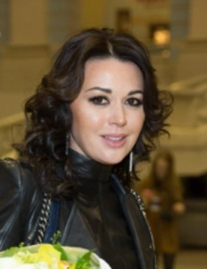 На могиле Анастасии Заворотнюк обнаружили нечто удивительное