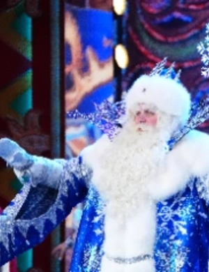 Почему мы снова и снова смотрим старые новогодние фильмы: психология праздничной ностальгии Почему мы снова и снова смотрим старые новогодние фильмы: психология праздничной ностальгии