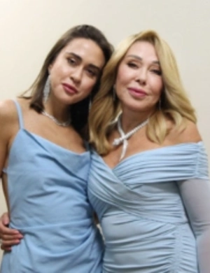 Дочь Успенской заявила о желании выйти из тени славы матери Дочь Успенской заявила о желании выйти из тени славы матери