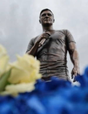 Вдова Юрия Шатунова намерена зарегистрировать товарный знак Вдова Юрия Шатунова намерена зарегистрировать товарный знак