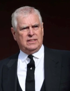 Из-за связей с Эпштейном королевские слуги отказываются обслуживать бывшего принца Эндрю