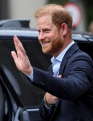 Принц Гарри снова оказался в центре скандала: детектив обвинил его в запугивании накануне суда