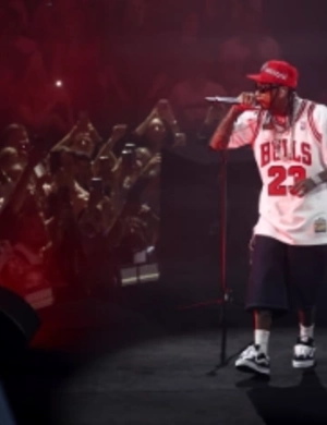 Рэпер Tyga чуть не лишился 3 миллионов рублей в Москве