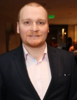 Победивший рак Сергей Сафронов дал совет по борьбе с онкологией Евгению Алдонину Победивший рак Сергей Сафронов дал совет по борьбе с онкологией Евгению Алдонину