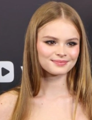 15-летняя Милана Стар рассказала, каким должен быть парень, чтобы она обратила на него внимание