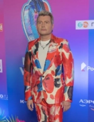 Басков назвал поцелуй Киркорова и Бузовой хайпом