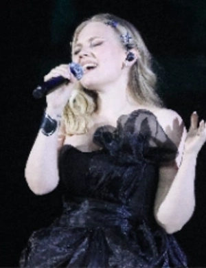 Певица TRIDA впервые стала мамой Певица TRIDA впервые стала мамой