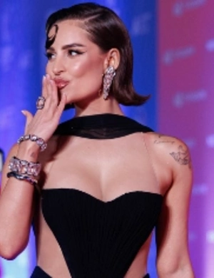 Севиль рассказала, что для нее значит любовь Севиль рассказала, что для нее значит любовь