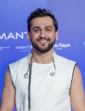 Певец JONY потерял голос в день концерта в Минске