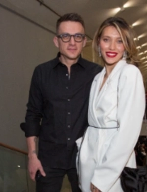 Певец и ведущий Влад Топалов сменил имидж