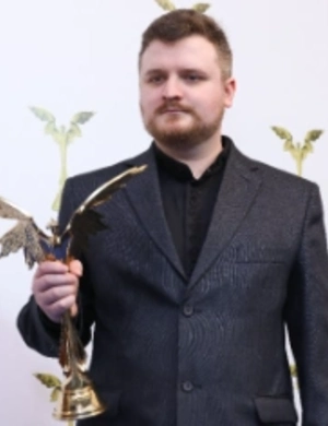 Сын Романа Мадянова женился на девушке, которую нашел на сайте знакомств Сын Романа Мадянова женился на девушке, которую нашел на сайте знакомств