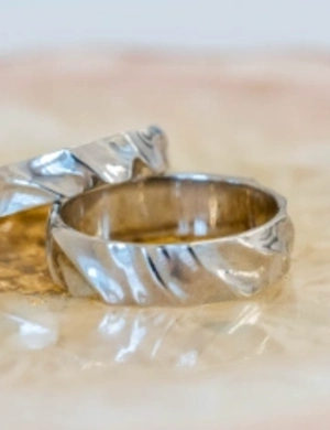 Старшая сестра Майли Сайрус готовится к свадьбе