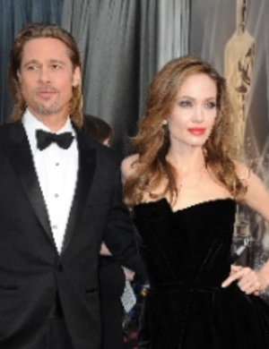 Питт отказался играть с Джоли в одном фильме: «Ни за какие деньги в мире!» Питт отказался играть с Джоли в одном фильме: «Ни за какие деньги в мире!»