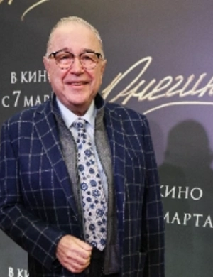 Евгений Петросян впервые прокомментировал выбор необычного имени для дочери