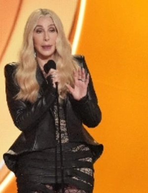 Шер попросила назначить опекуна для своего 49-летнего сына