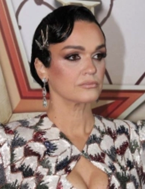 Певица Слава заявила о трудностях с продажей своих квартир