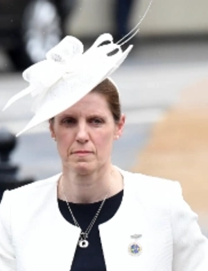 Няня детей Кейт Миддлтон и принца Уильяма получила высокую награду от королевской семьи Няня детей Кейт Миддлтон и принца Уильяма получила высокую награду от королевской семьи