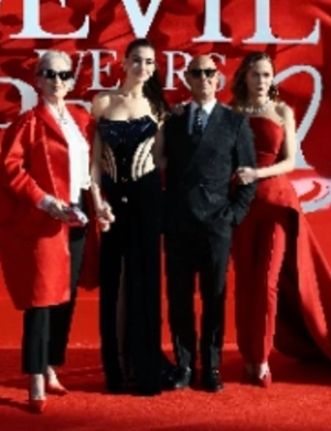 Звезды «Дьявол носит Prada» воссоединились в Лондоне на предпремьерном показе сиквела