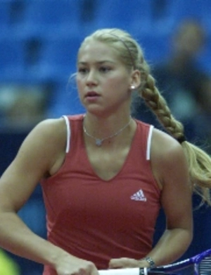 Анна Курникова впервые опубликовала фото всех детей от Энрике Иглесиаса