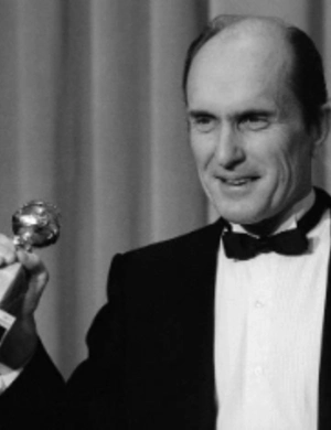 Аль Пачино и Роберт Де Ниро трогательно простились с Робертом Дювалем: «Будет его не хватать» Аль Пачино и Роберт Де Ниро трогательно простились с Робертом Дювалем: «Будет его не хватать»